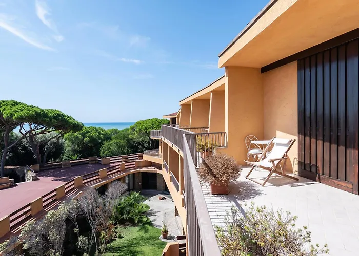 Hotel Ping Pong: Roccamare Resort - Casa di Ponente